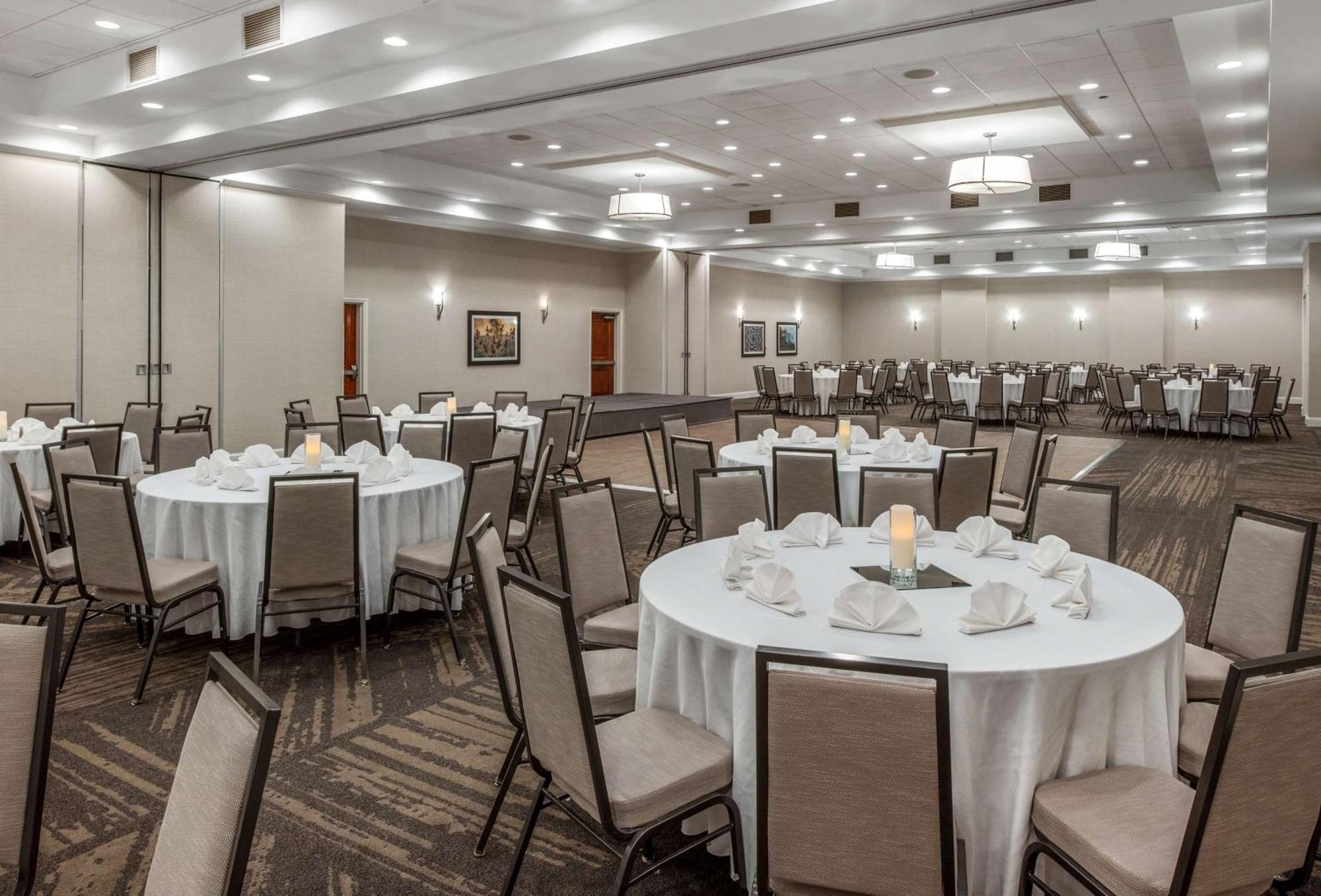 Hilton Garden Inn Dallas/Алън Екстериор снимка